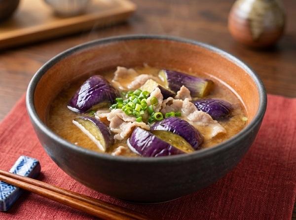なすと豚バラの味噌汁