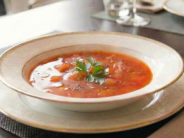 ベーコンとトマトの旨味スープ